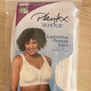 Playtex White Full-Coverage Bra with Wide Straps, Size 44C.